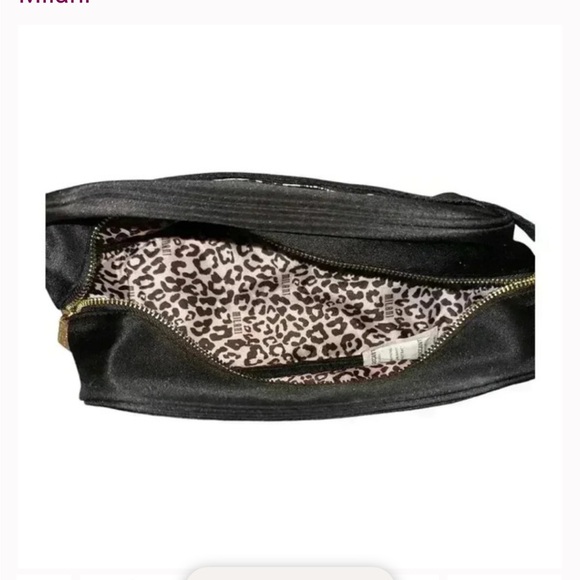 COSMETIC BAG Milani Black with Gold Logo NWOT - Picture 4 of 6